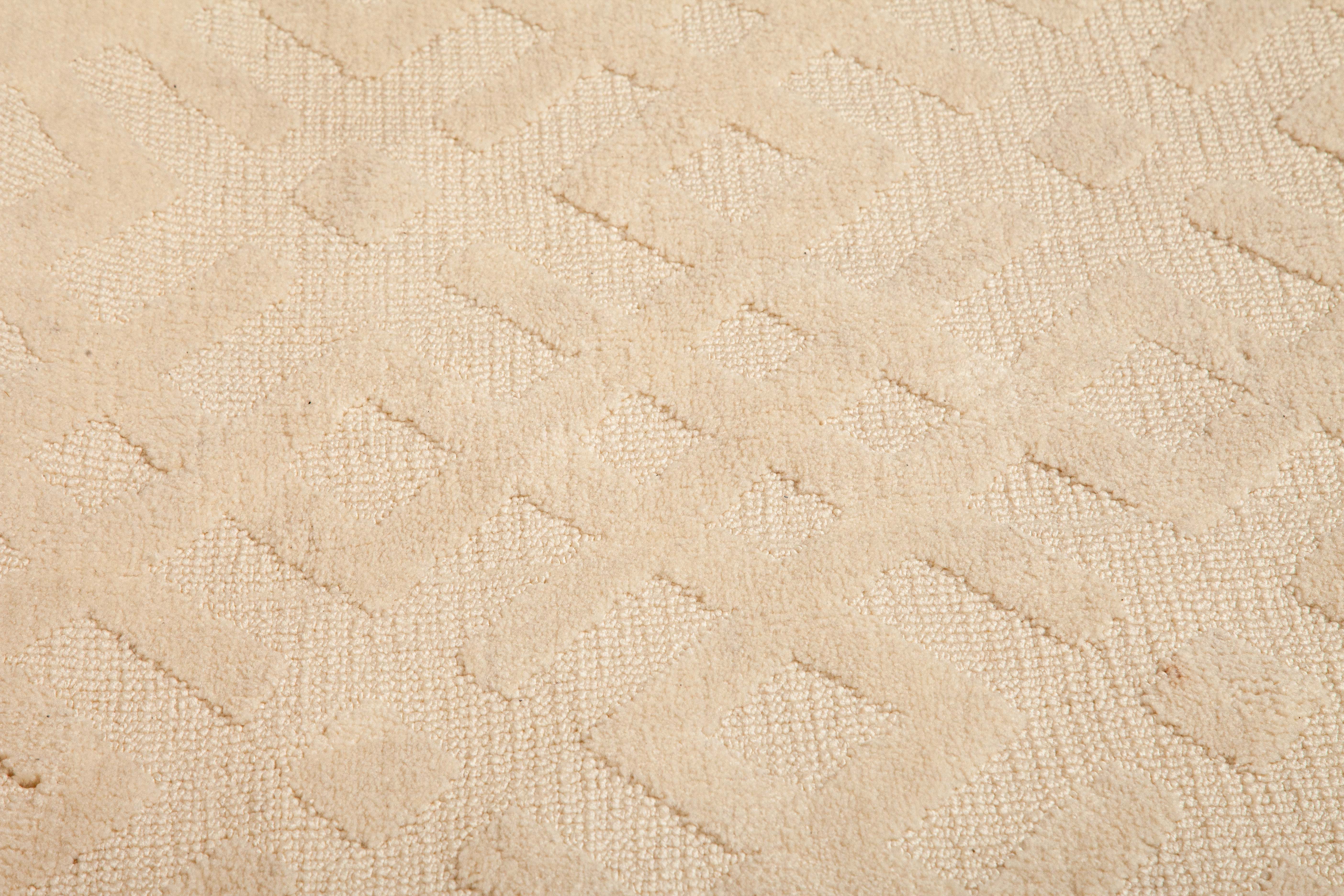 Carpet Code : CALLA-01 Color IVORY - Zennova Carpet