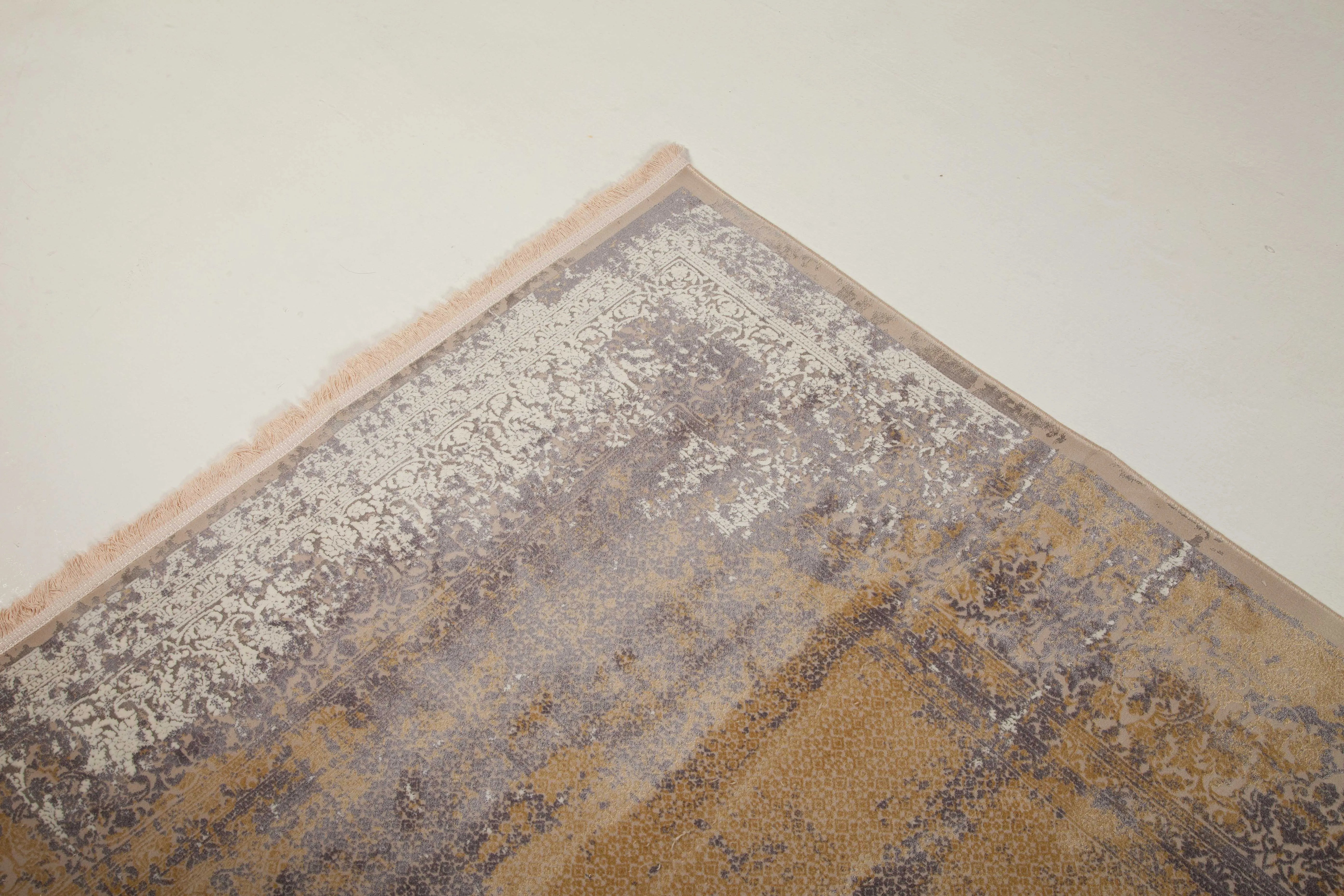 Carpet Code : C056401 Color CREAM - Zennova Carpet